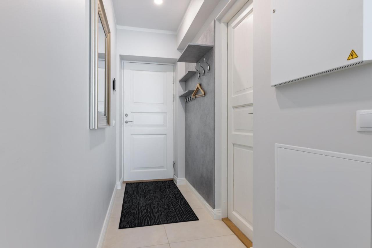 Brand New, Cozy And Quiet 1 Bedroom Apartment, Free Parking Talin Exterior foto